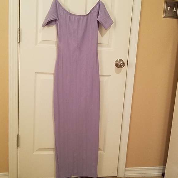 Dress - Picture 3 of 4